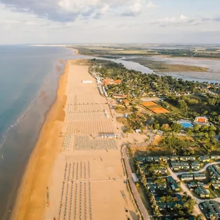 Seafront With Terrace Bibione