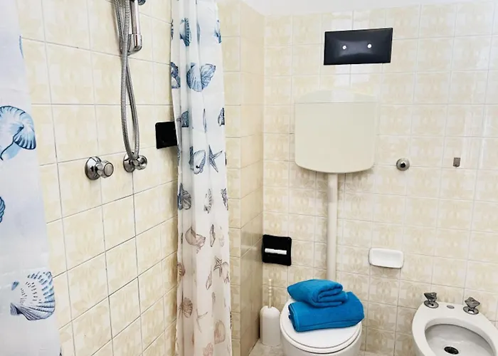 Seafront With Terrace Appartamento